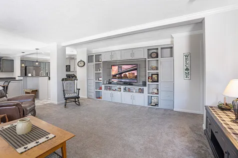 11 Blaine Court Rochester NH 03867