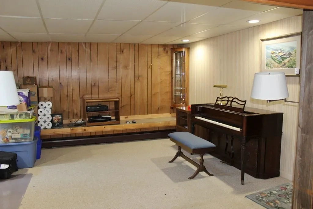 4 Edgewood Road Springfield VT 05156
