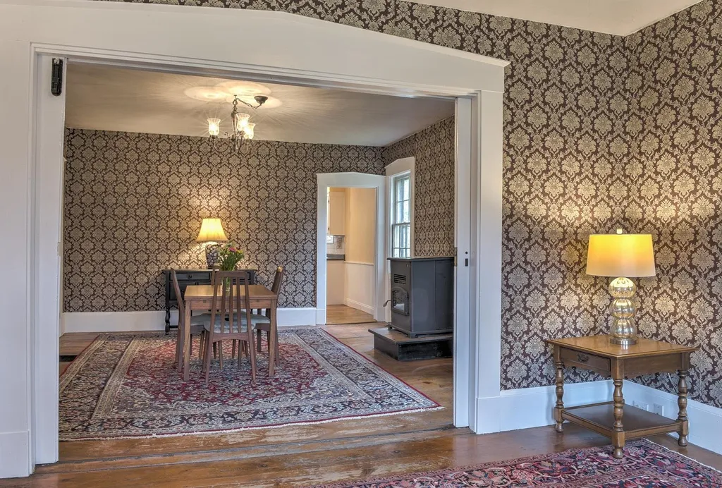 196 South Road Swanzey NH 03446