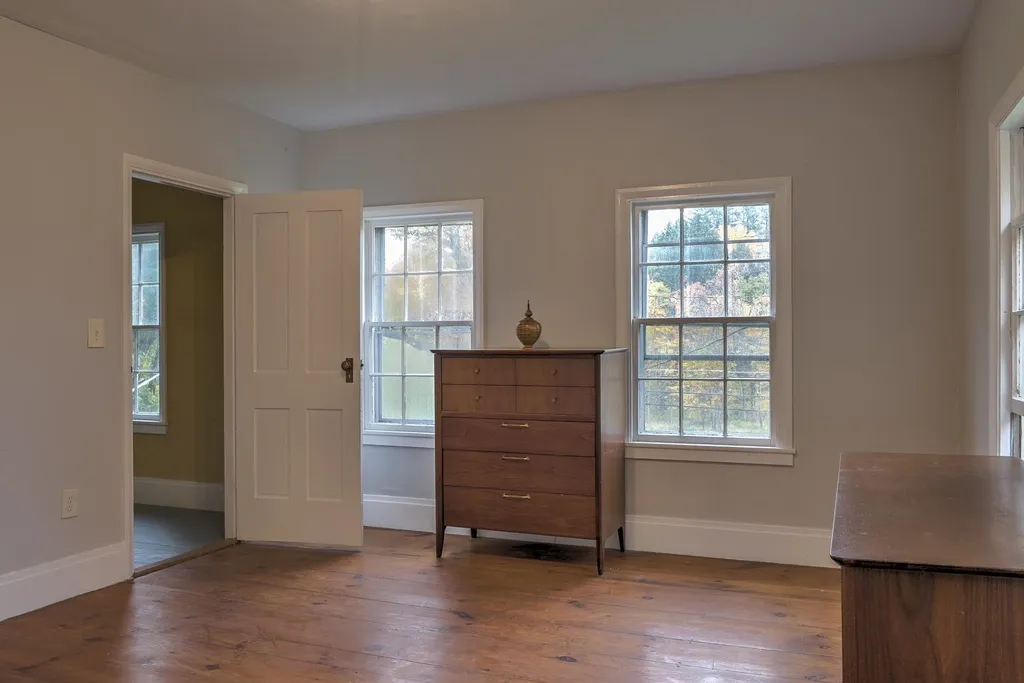 196 South Road Swanzey NH 03446