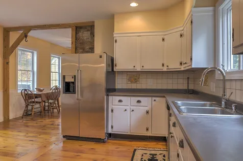 196 South Road Swanzey NH 03446