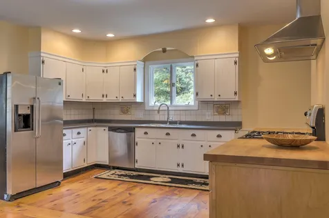 196 South Road Swanzey NH 03446