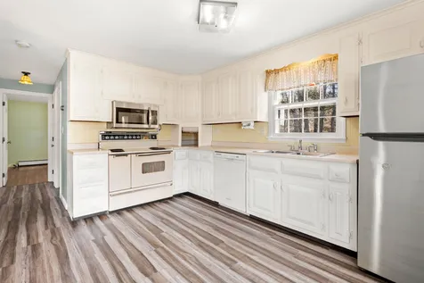 11 Laperle Avenue Plaistow NH 03865