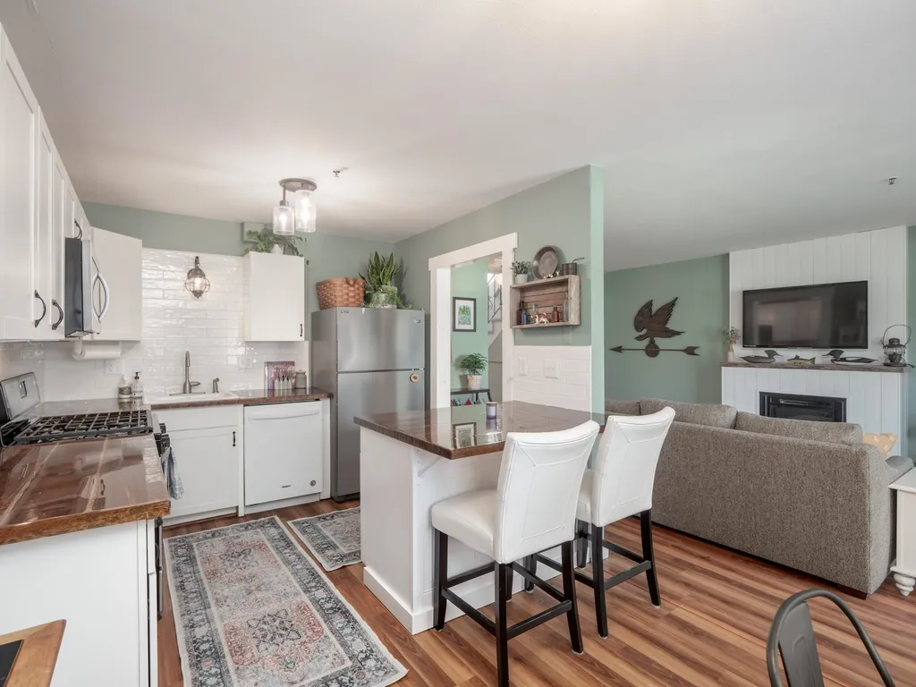 108 Tideview Drive Dover NH 03820