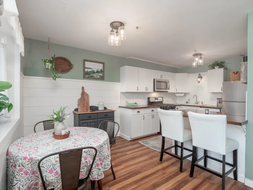 108 Tideview Drive Dover NH 03820