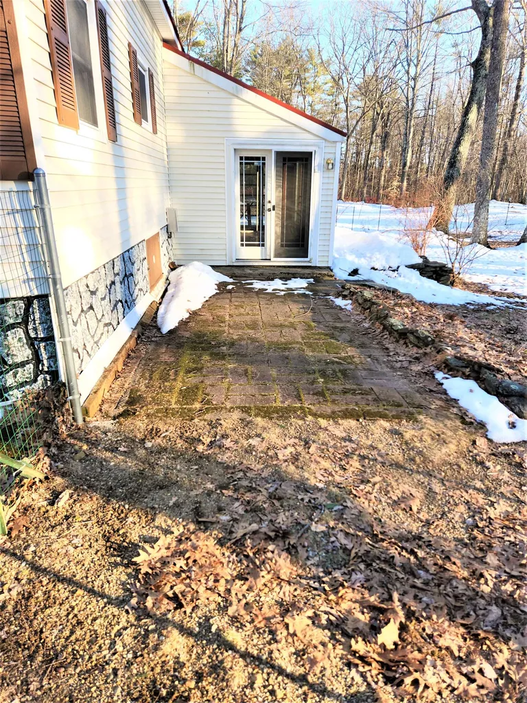 272 River Road Lebanon ME 04027