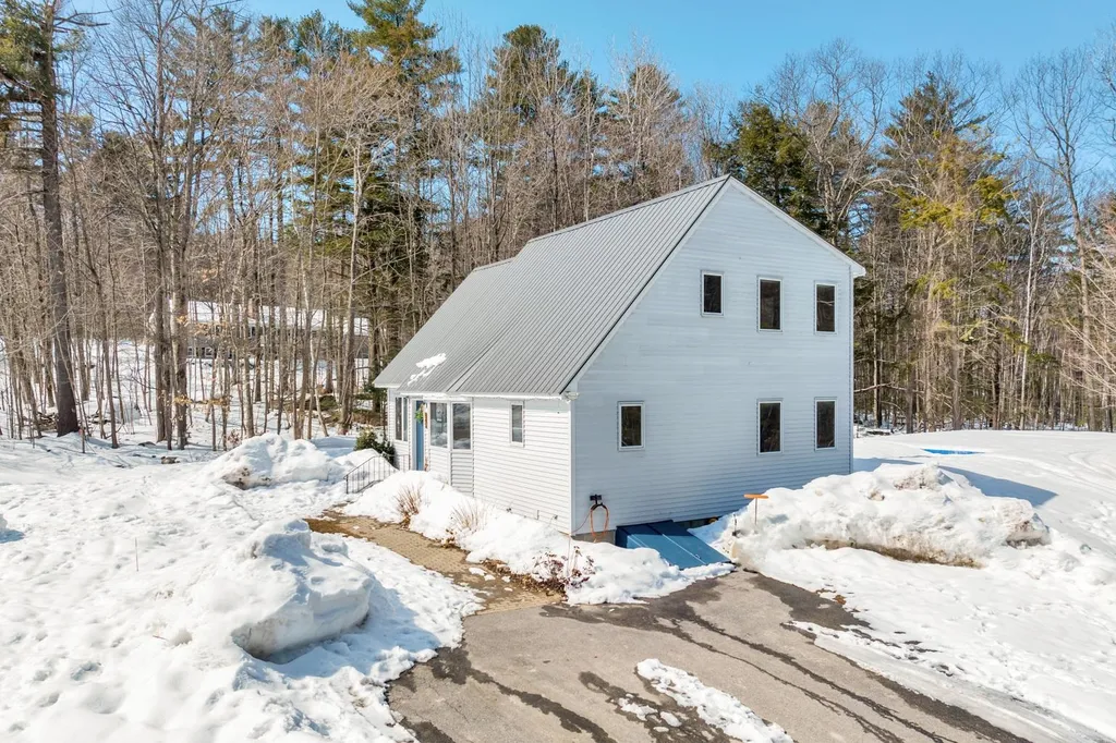 60 Winona Shores Road Meredith NH 03253