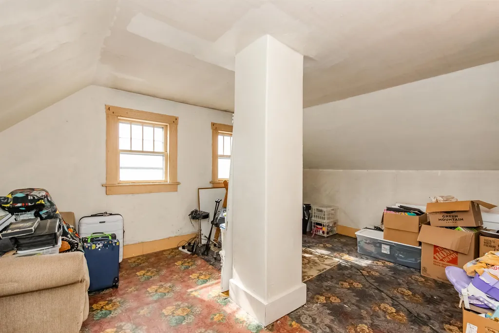 44 Pickering Road Rochester NH 03839