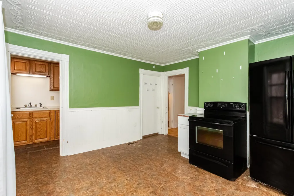 44 Pickering Road Rochester NH 03839