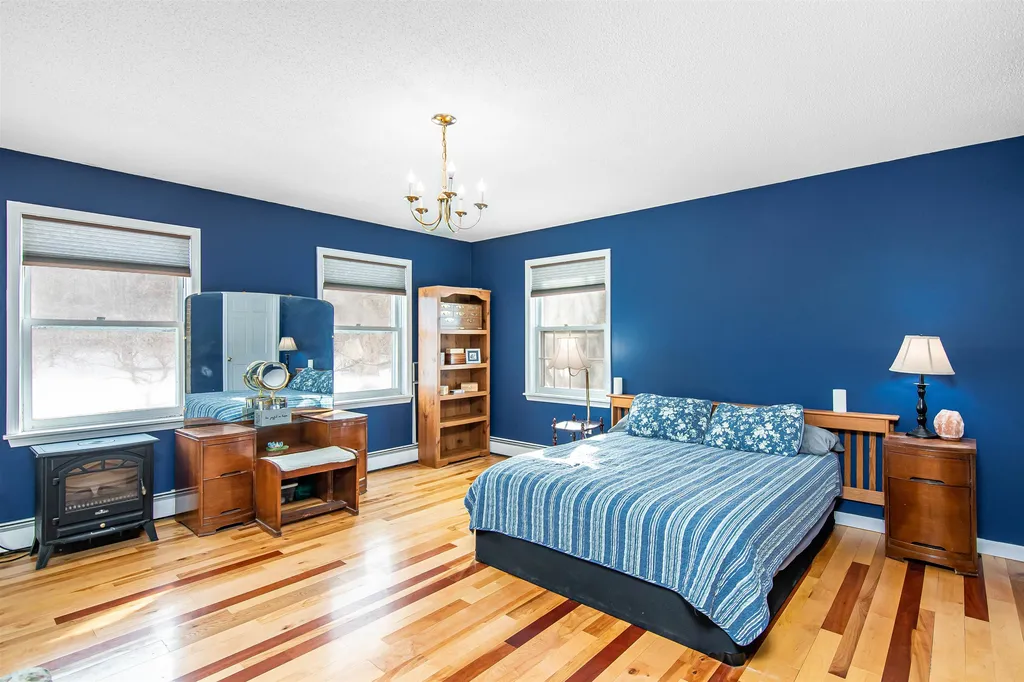 1147 East Road Colchester VT 05446