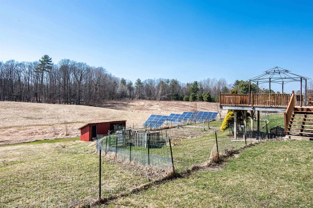 1147 East Road Colchester VT 05446