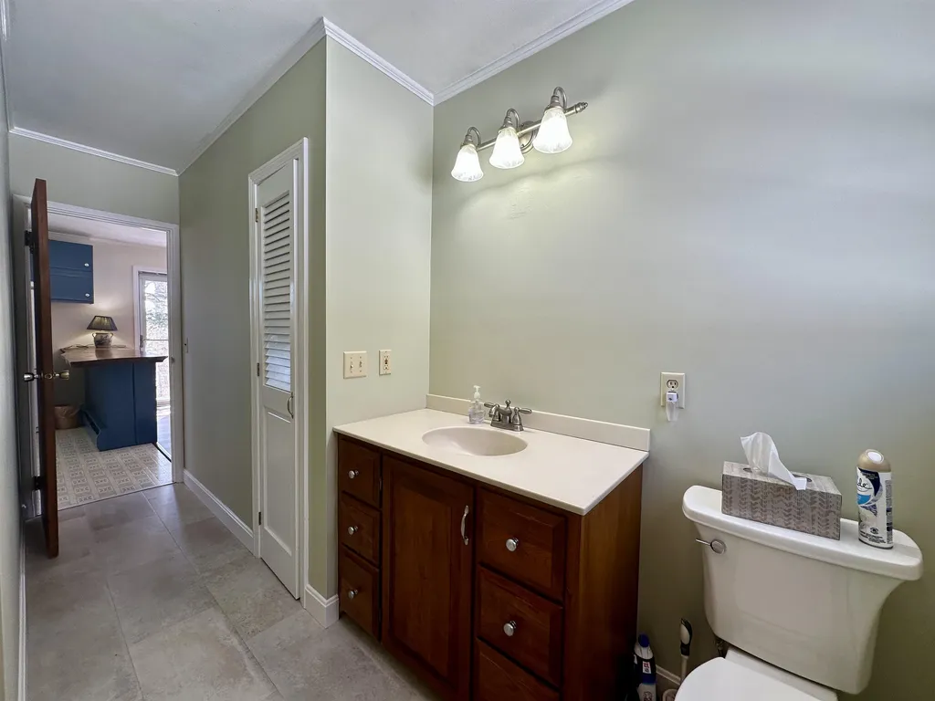 17 Stagecoach Lane Sunapee NH 03782