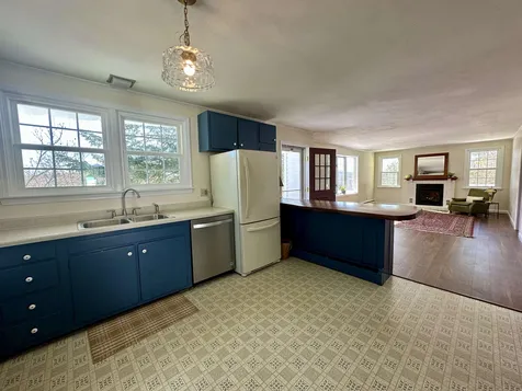 17 Stagecoach Lane Sunapee NH 03782