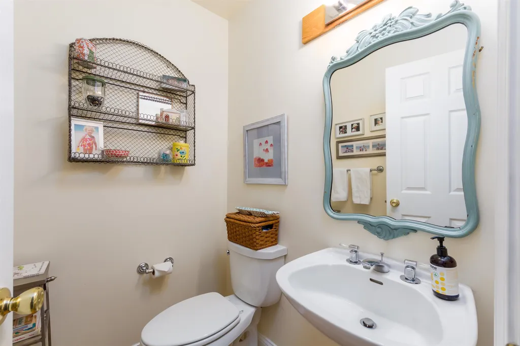 36 Lake Forest Drive Burlington VT 05401