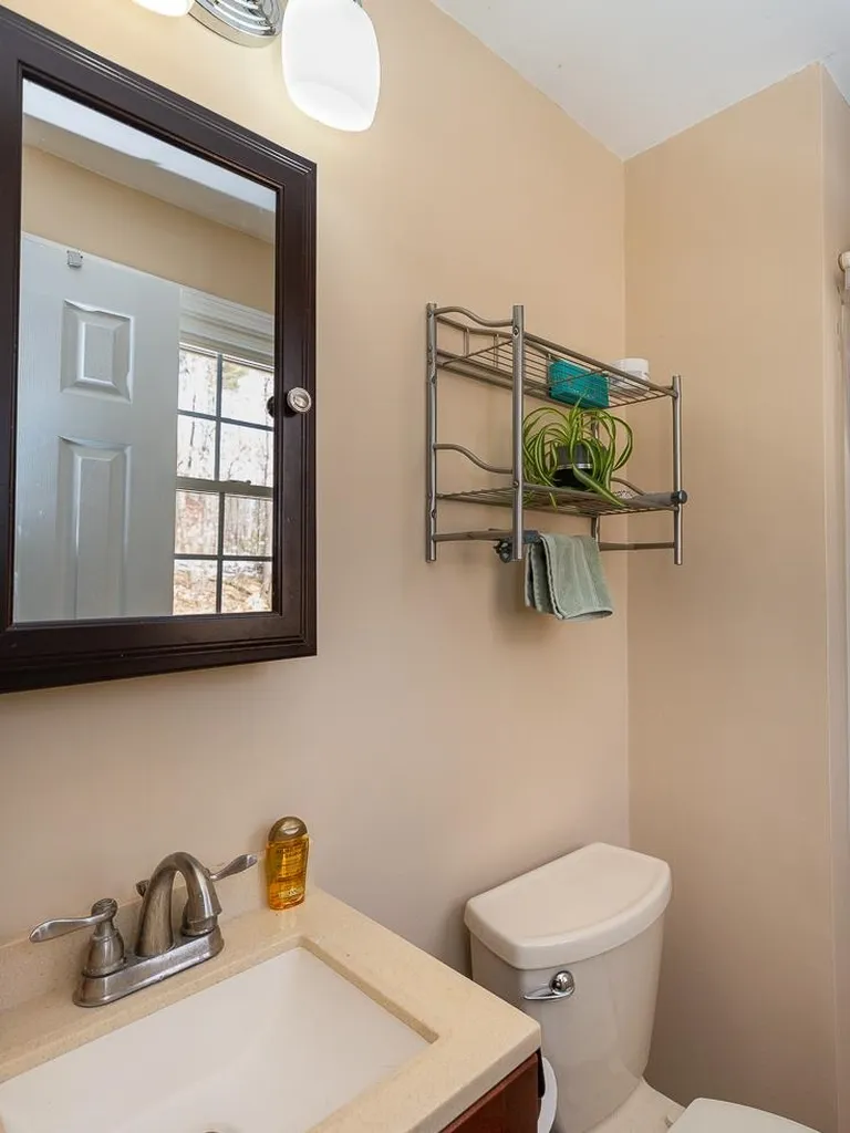 31 Wednesday Hill Road Lee NH 03861