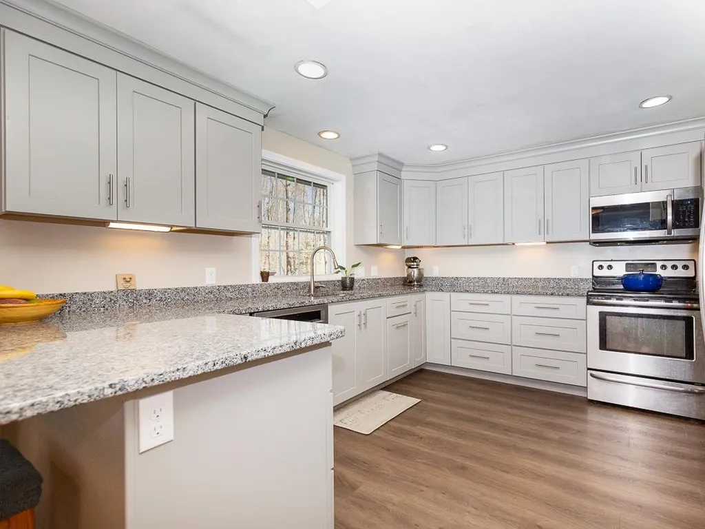 31 Wednesday Hill Road Lee NH 03861