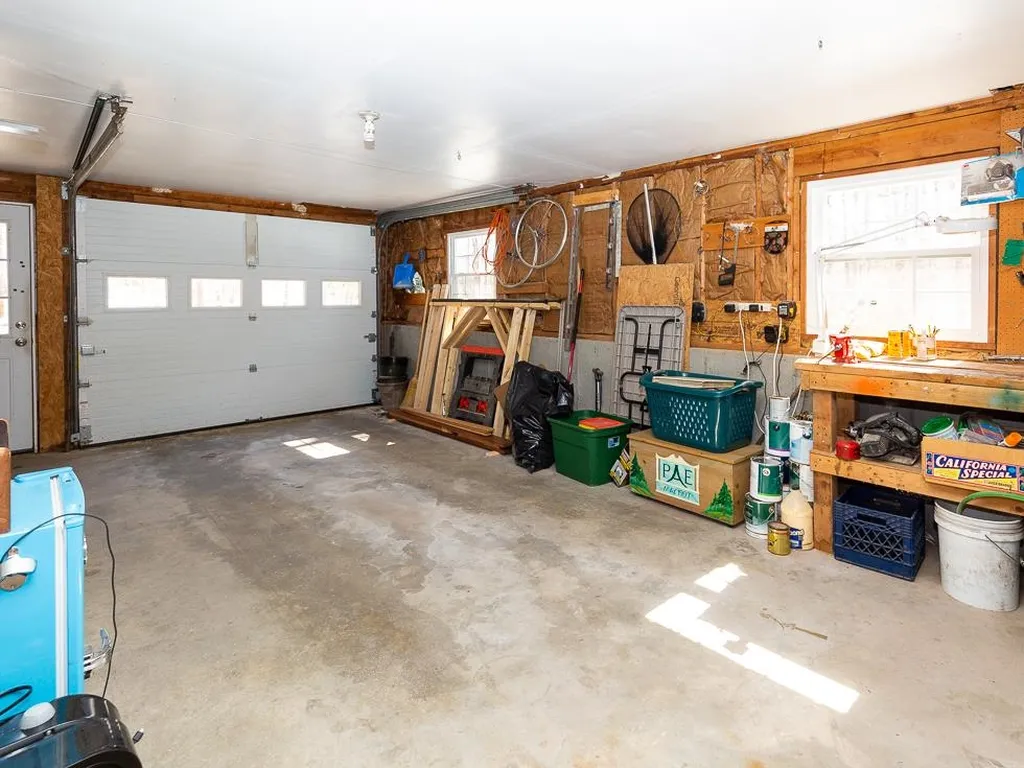 31 Wednesday Hill Road Lee NH 03861