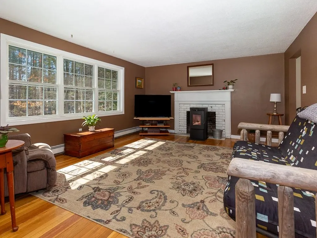 31 Wednesday Hill Road Lee NH 03861