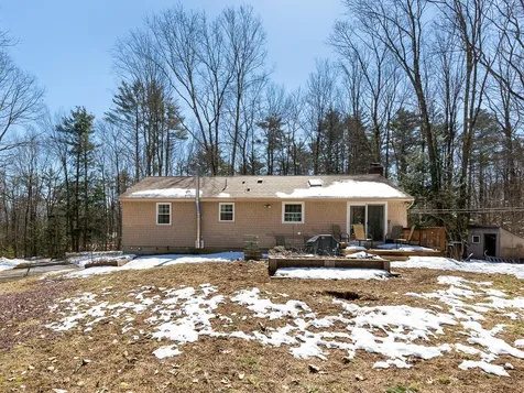 31 Wednesday Hill Road Lee NH 03861