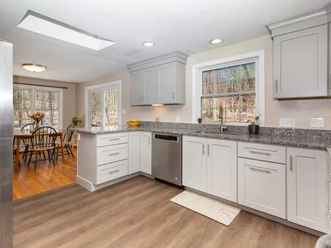 31 Wednesday Hill Road Lee NH 03861