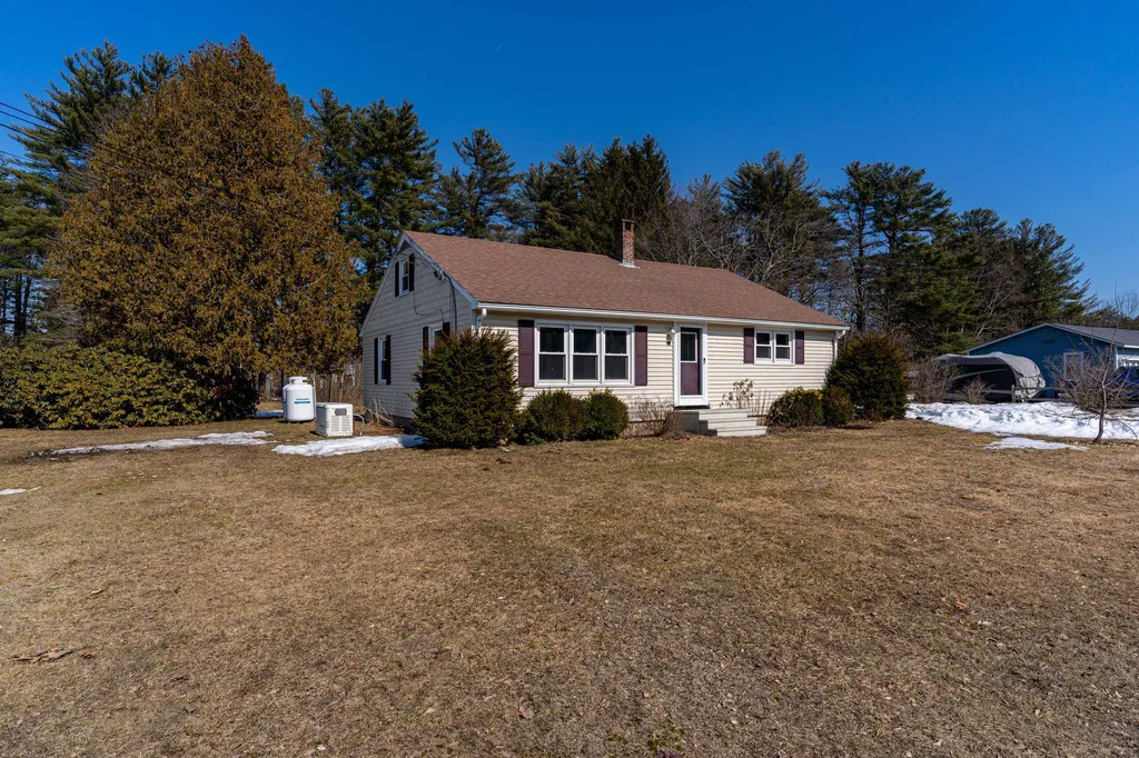 23 Cross Road Rochester NH 03868