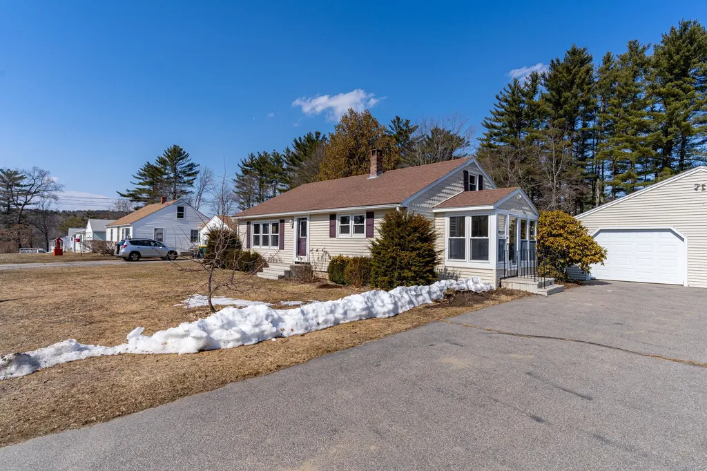 23 Cross Road Rochester NH 03868