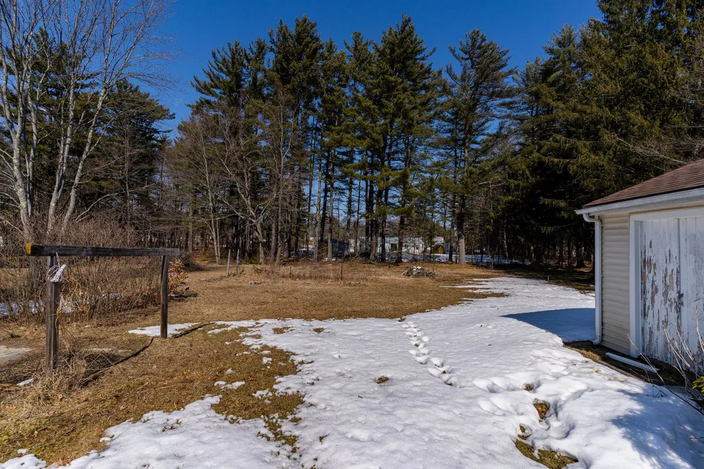 23 Cross Road Rochester NH 03868