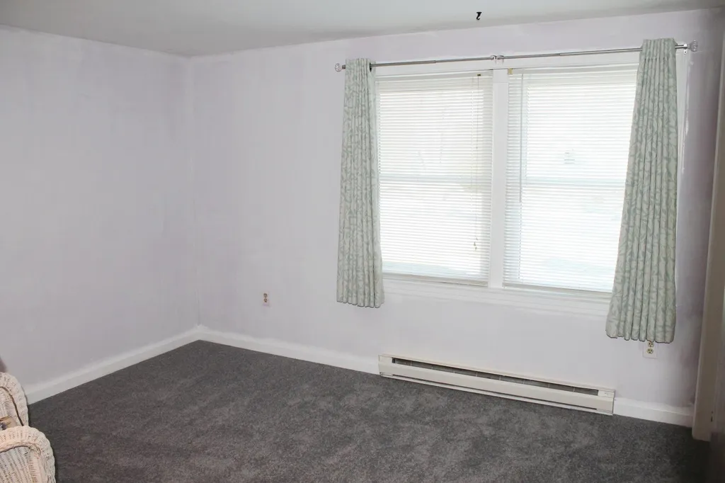 959 Island Pond Road Manchester NH 03109