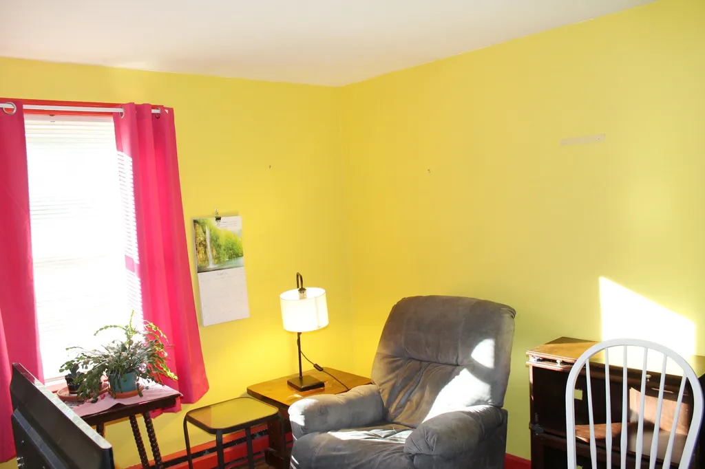 959 Island Pond Road Manchester NH 03109