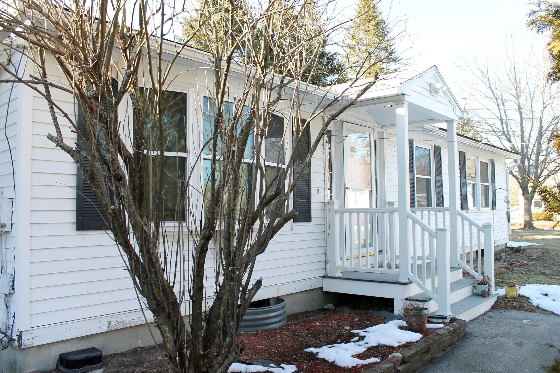959 Island Pond Road Manchester NH 03109
