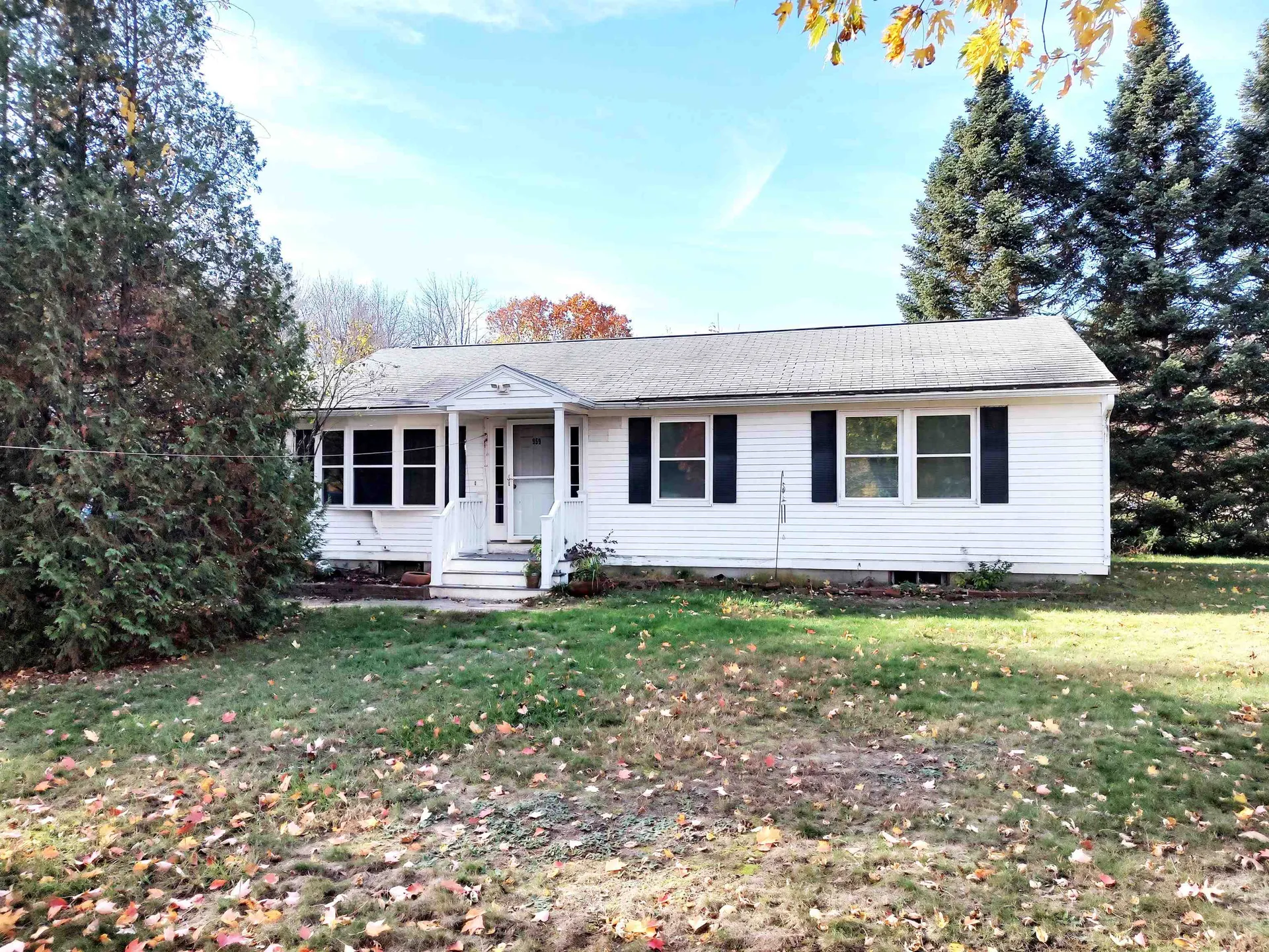 959 Island Pond Road Manchester NH 03109