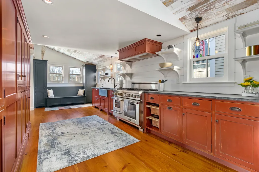 1 Jackson Hill Street Portsmouth NH 03801
