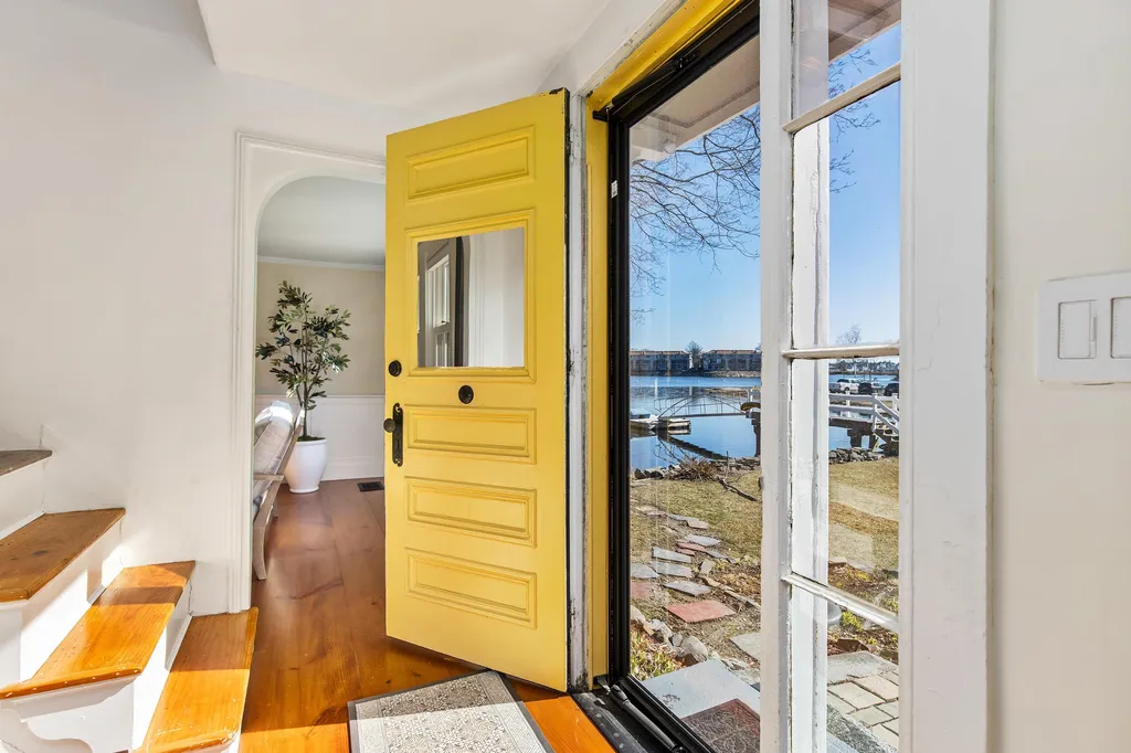 1 Jackson Hill Street Portsmouth NH 03801