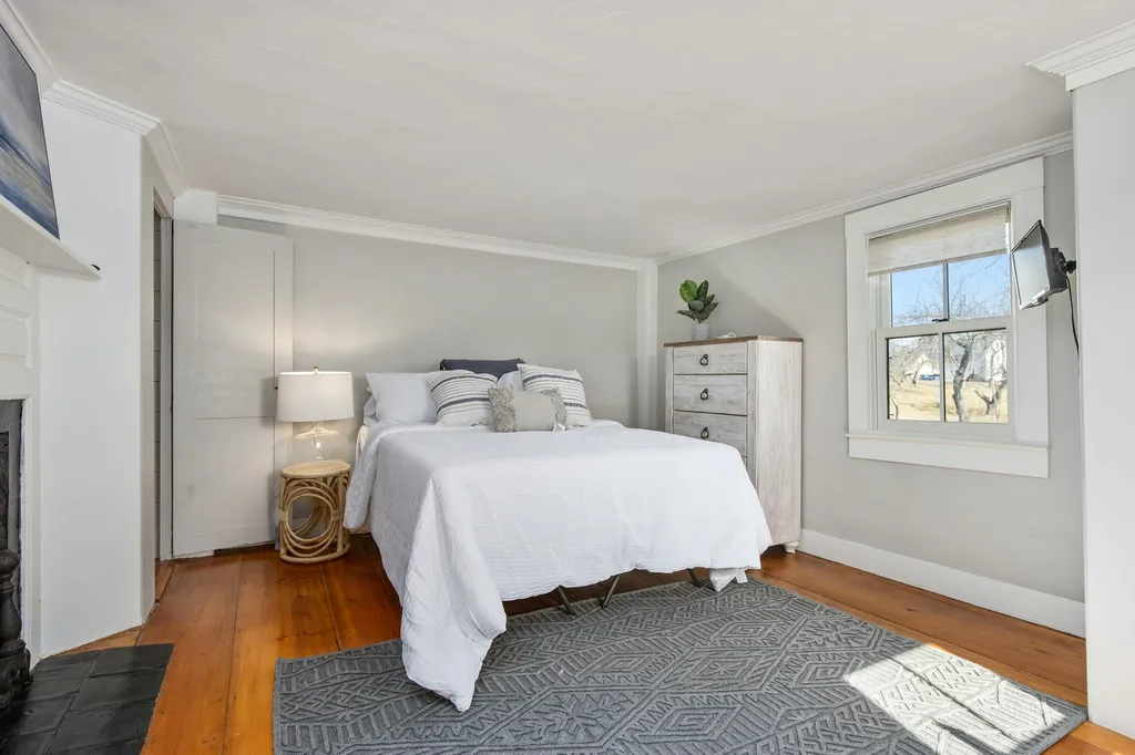 1 Jackson Hill Street Portsmouth NH 03801
