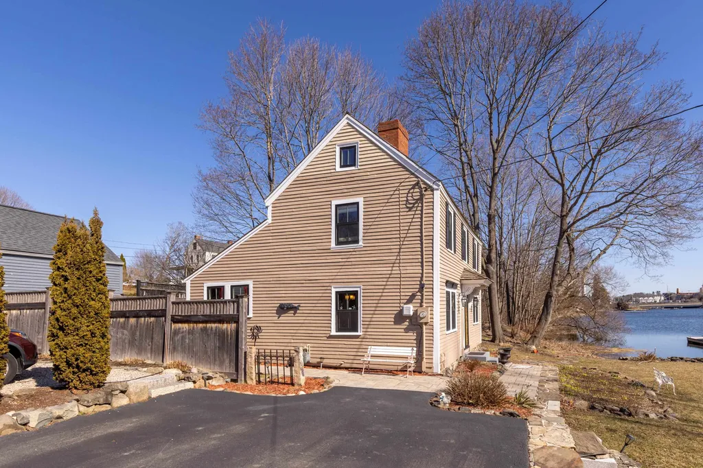 1 Jackson Hill Street Portsmouth NH 03801
