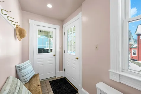 280 Pleasant Street Laconia NH 03246