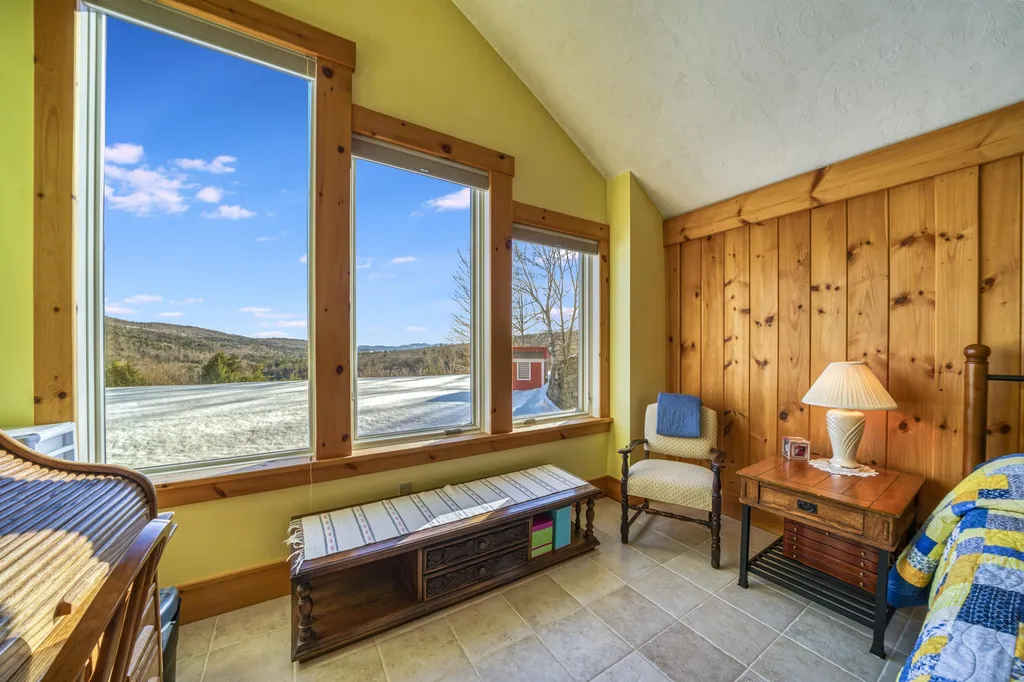 151 Brock Hill Road Bridgewater NH 03222