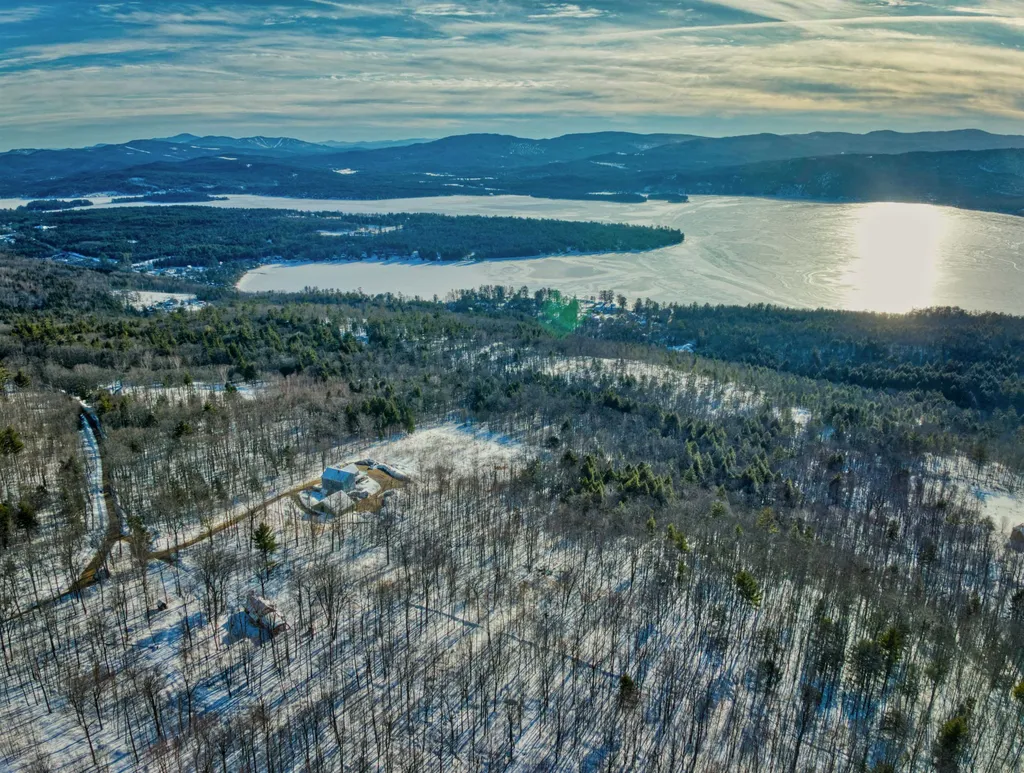 151 Brock Hill Road Bridgewater NH 03222
