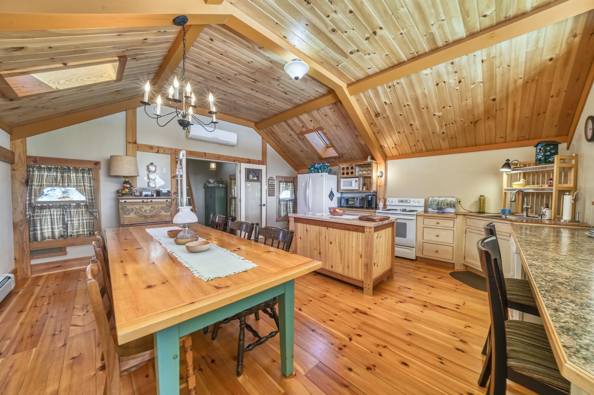 151 Brock Hill Road Bridgewater NH 03222