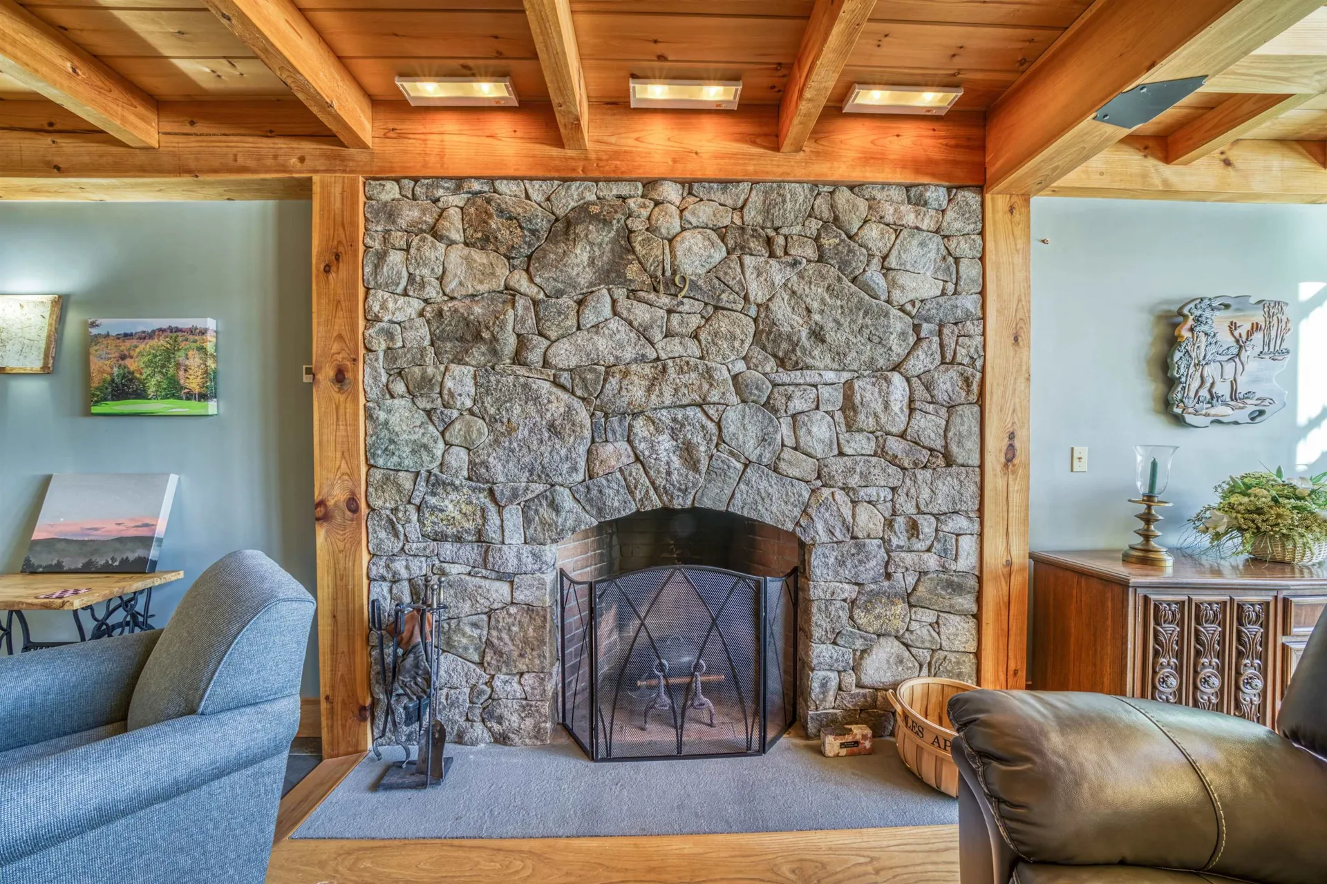 151 Brock Hill Road Bridgewater NH 03222