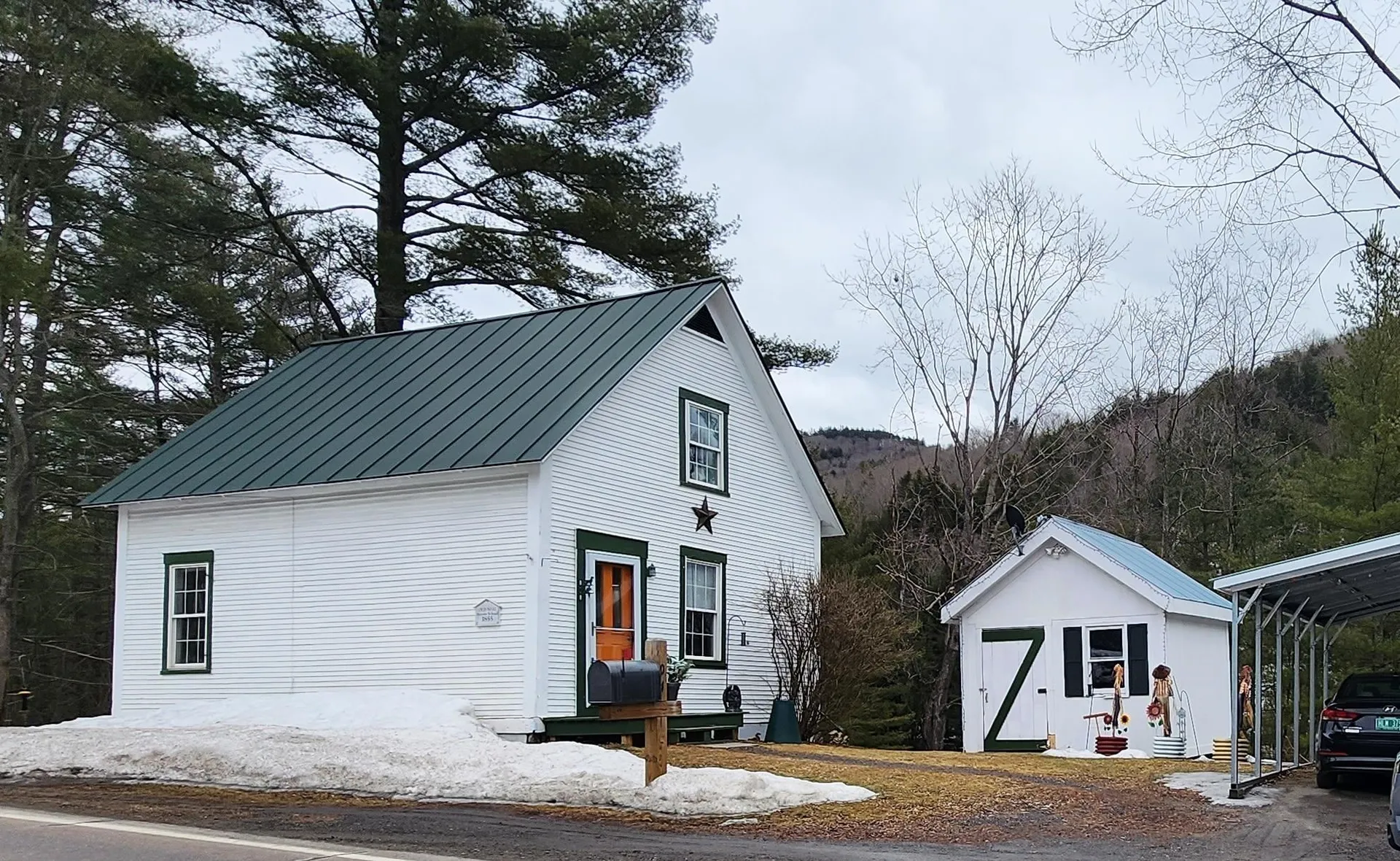 704 Vt Route 110 Tunbridge VT 05077-9754