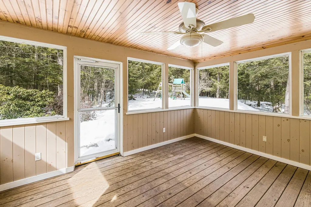 137 Pingree Road New London NH 03257