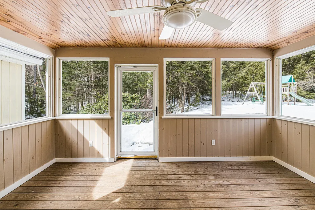 137 Pingree Road New London NH 03257