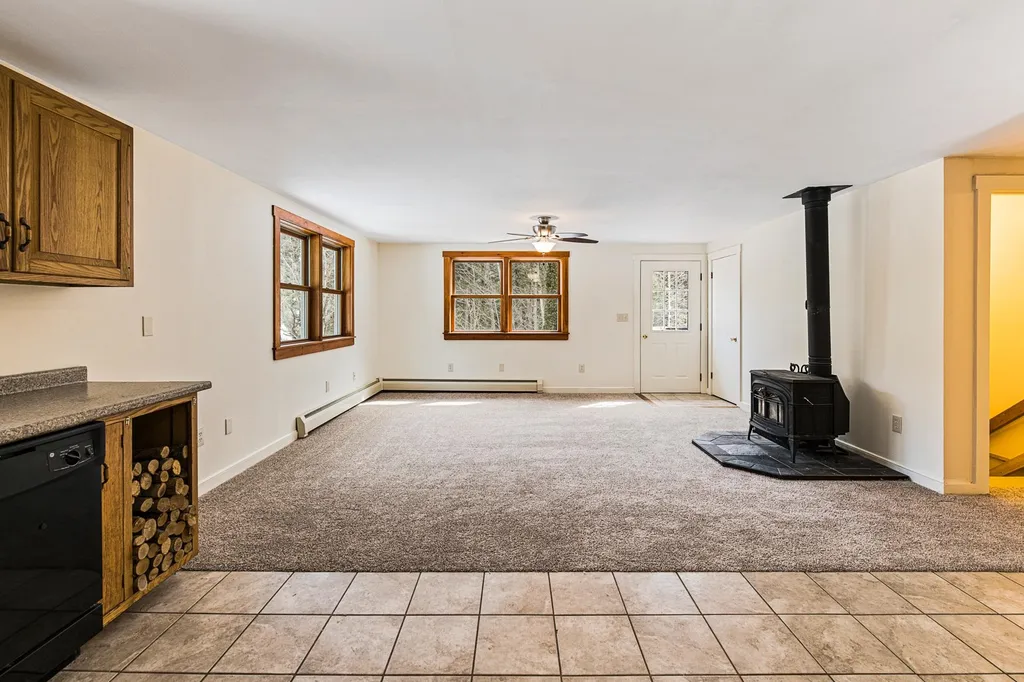 137 Pingree Road New London NH 03257