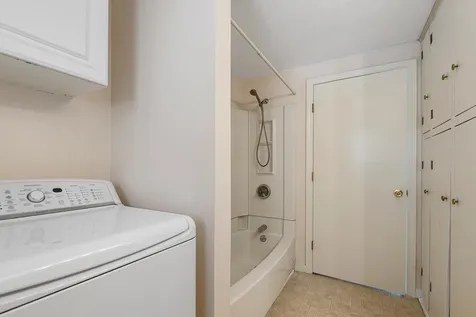 137 Pingree Road New London NH 03257
