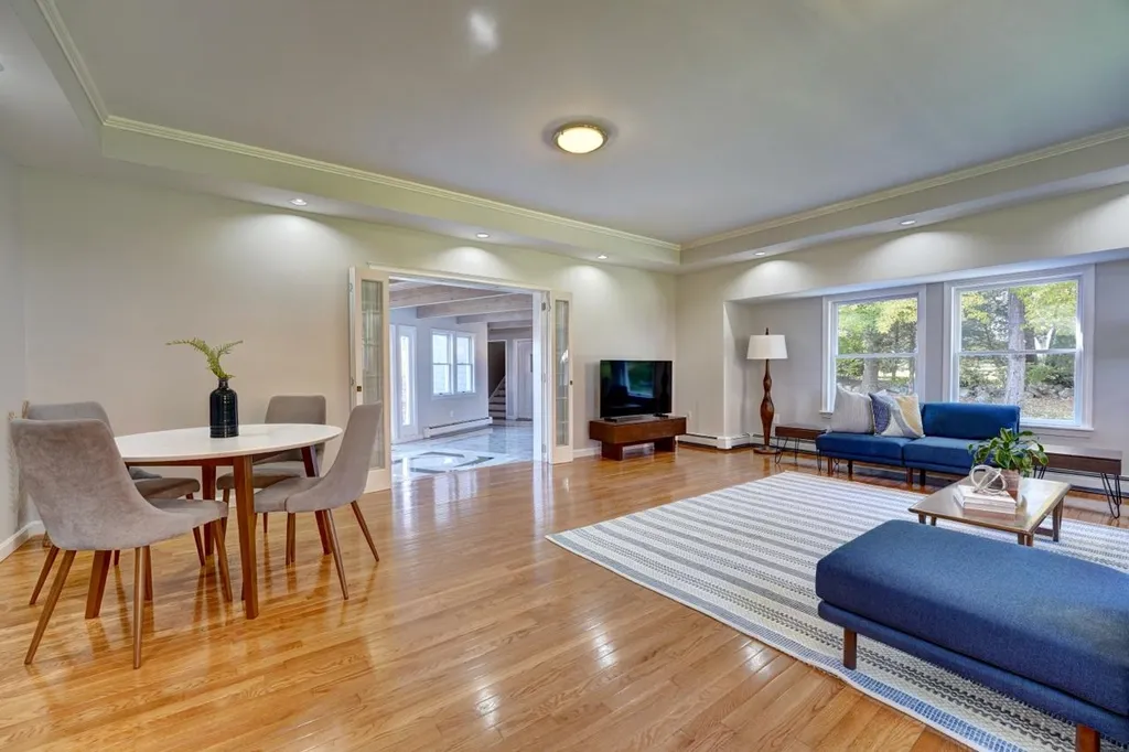 31 Old Locke Road North Hampton NH 03862
