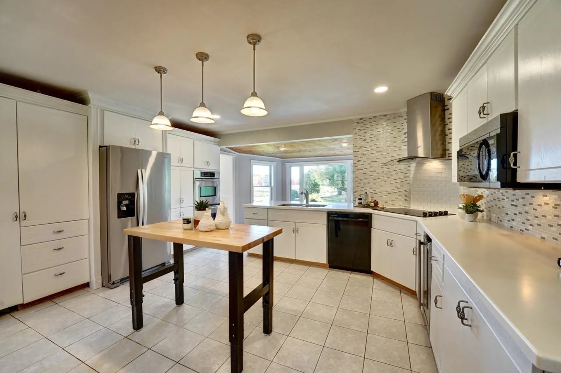 31 Old Locke Road North Hampton NH 03862