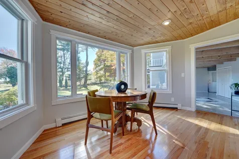 31 Old Locke Road North Hampton NH 03862