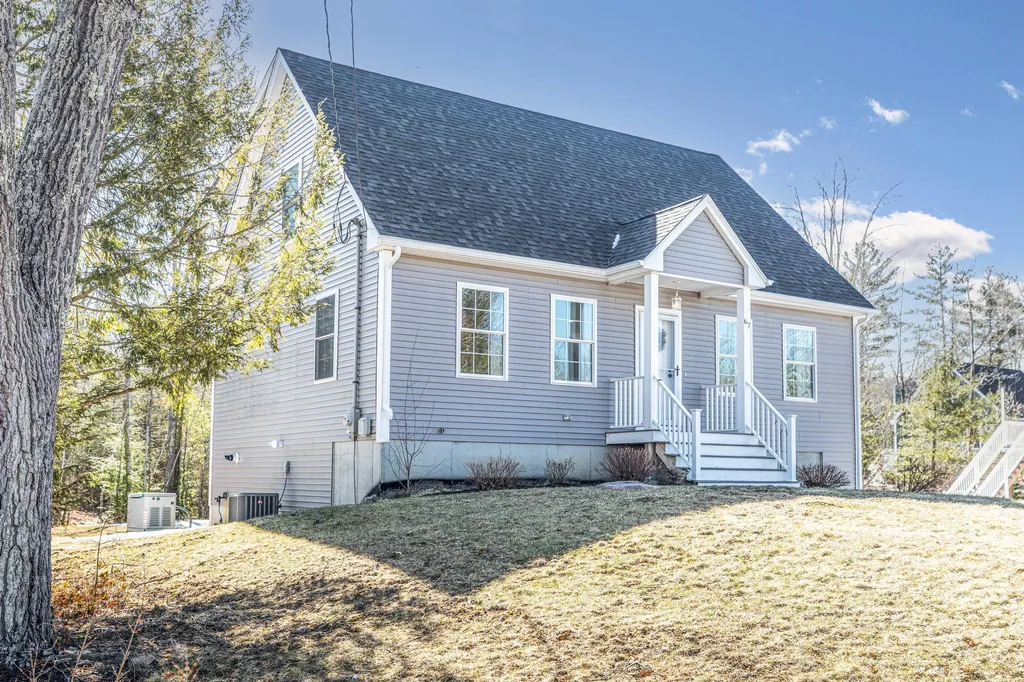 67 Greenbriar Drive Eliot ME 03903