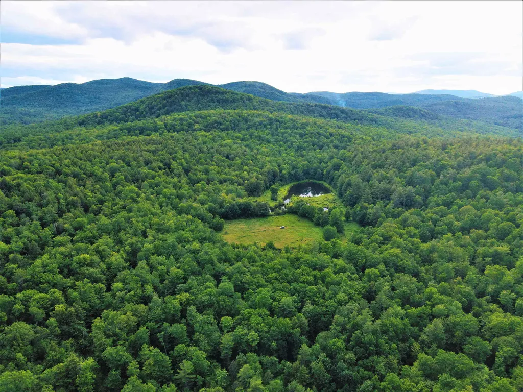 141 Stage Road Chester VT 05143